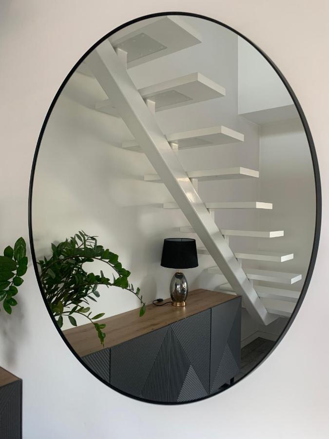 דירות לודז' Two-Levels Penthouse With A Garden In The City Center מראה חיצוני תמונה